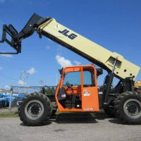 2017 JLG G15-44A