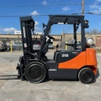 2015 LP Gas Doosan G25P-5 Pneumatic Tire 4 Wheel Sit Down