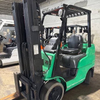 2006 Mitsubishi FGC25N