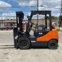 2014 LP Gas Doosan G25P-5 Pneumatic Tire 4 Wheel Sit Down